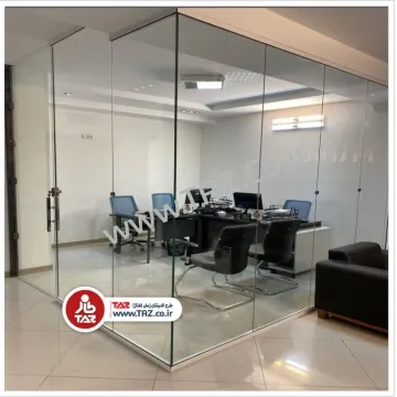 Amini engineer (glass partition)